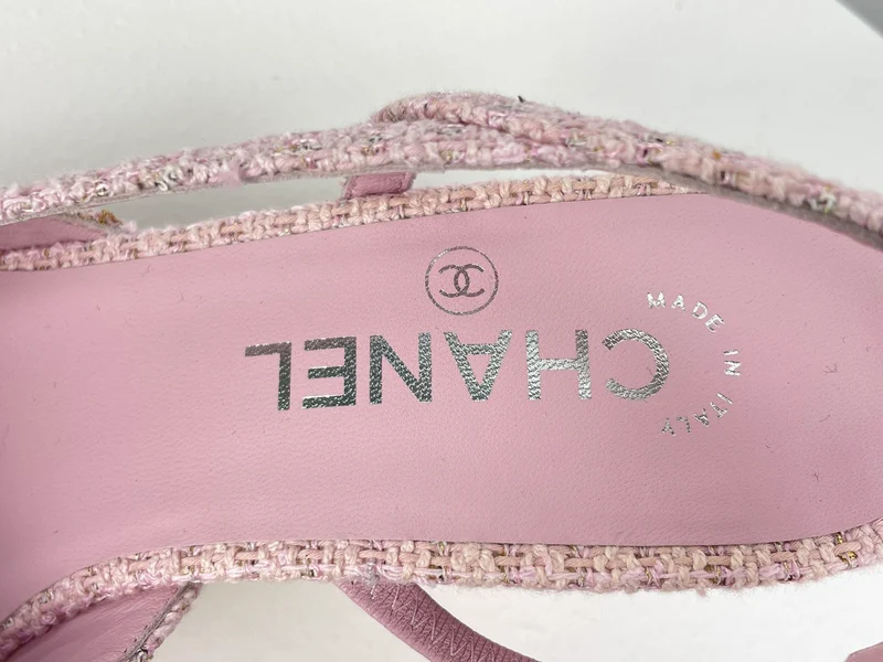 Chanel Pink Tweed M Slingback-Pumps mit CC-Logo 39