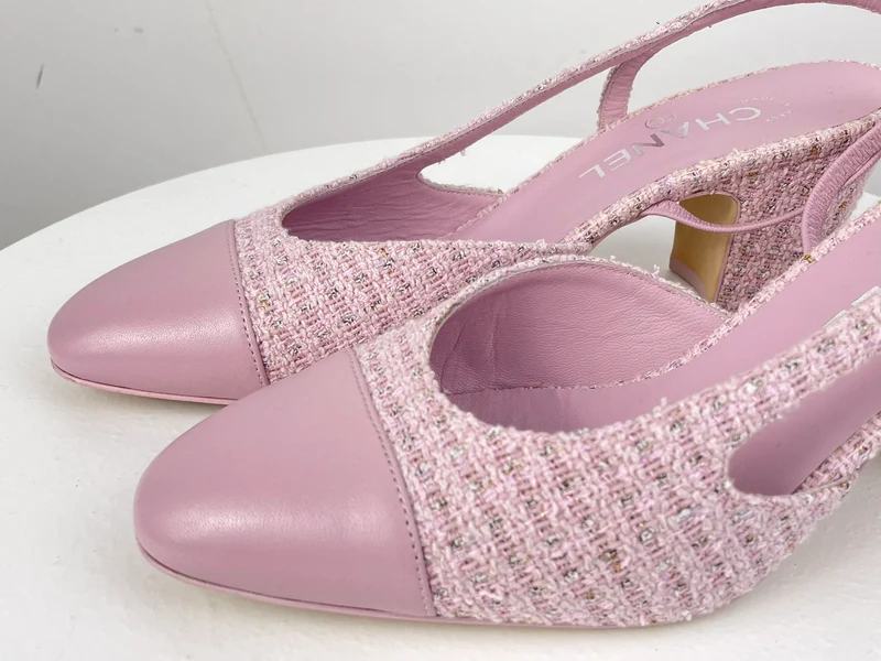 Chanel Pink Tweed M Slingback-Pumps mit CC-Logo 39
