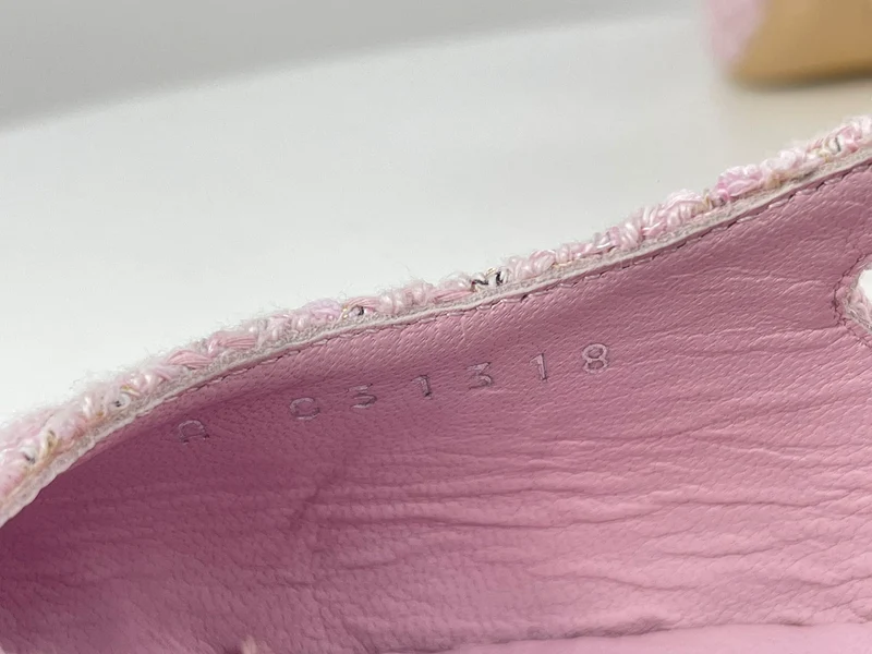 Chanel Pink Tweed M Slingback-Pumps mit CC-Logo 39