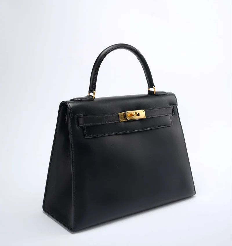 Hermes Vintage Kelly 28 Sellier Tasche aus schwarzem Kalbsleder mit goldener Hardware