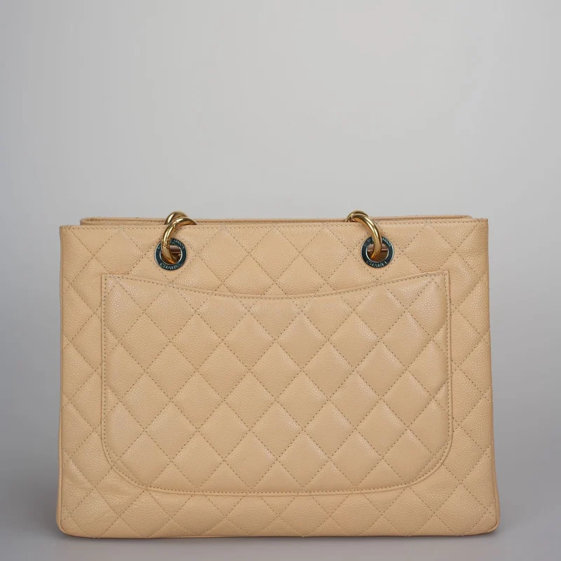 Chanel Beige Grand Shopping Tote Beige GST Tasche aus Kaviarleder mit goldenen Beschlägen