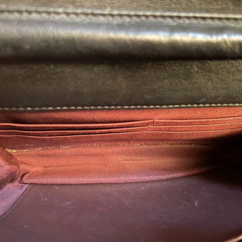 Chanel Schwarzes klassisches WOC-Lammleder mit silberner Hardware