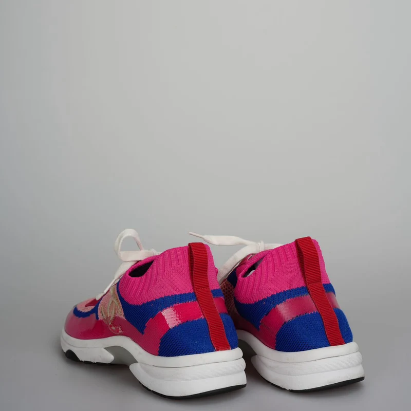 Chanel Stoff Wildleder Kalbsleder Stretch CC Sneakers Rosa, Rot und Blau Größe 39