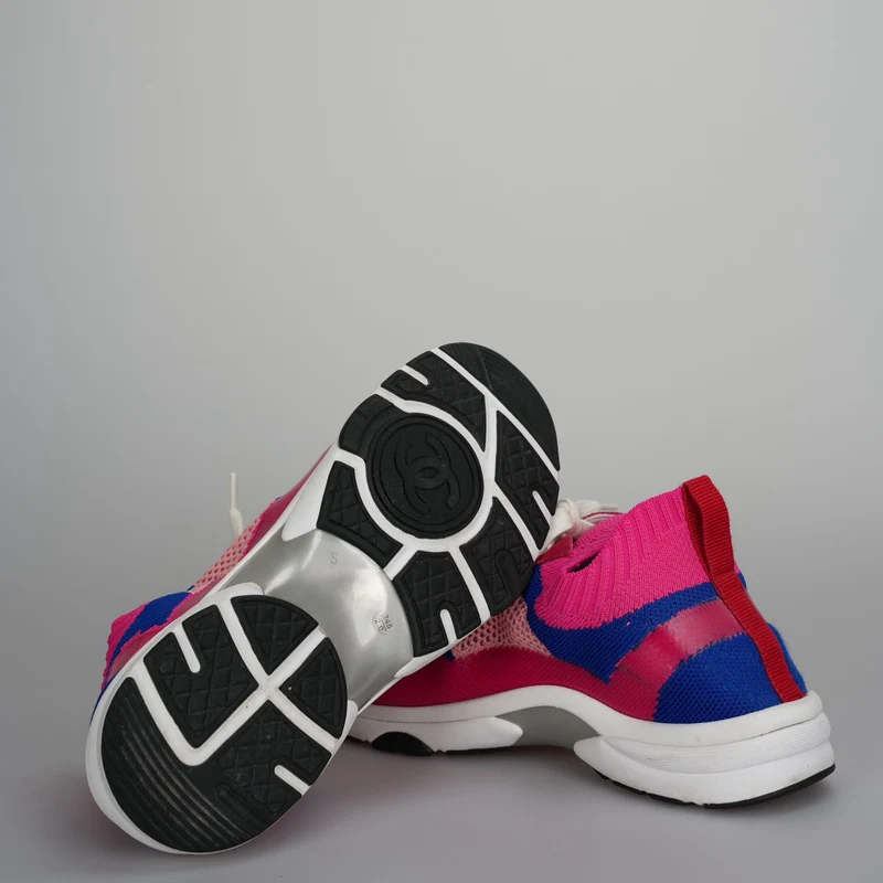 Chanel Stoff Wildleder Kalbsleder Stretch CC Sneakers Rosa, Rot und Blau Größe 39