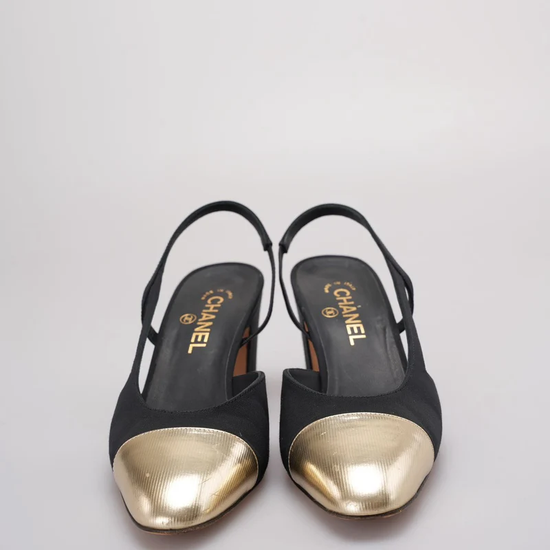 Chanel Schwarz/Gold Escarpins Slingback Chanel Velours Noir Größe 40.5