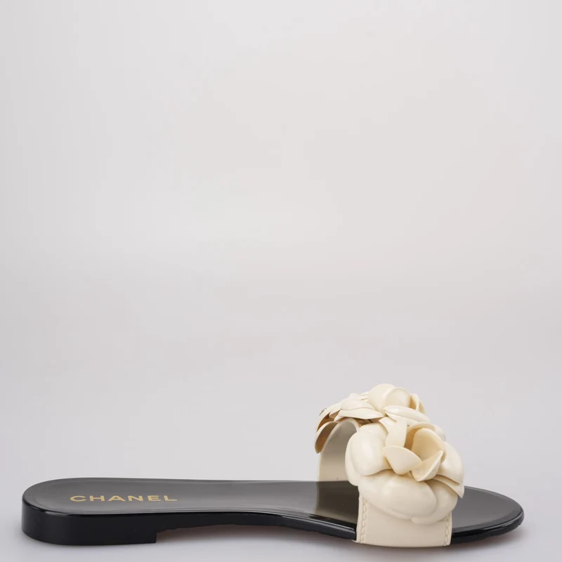 Chanel Schwarz / Weiß Gummi Kamelien Blume Slide Sandalen Größe 36