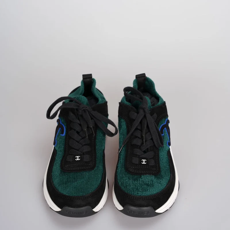 Chanel Low-Top Sneakers Wildleder und Strickstoff Schwarz/Grün/Weiß Gr.38
