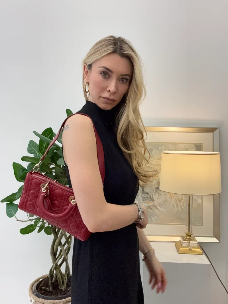 Rote mittelgroße Cannage Lady D-Joy-Tasche aus Lammleder von Dior