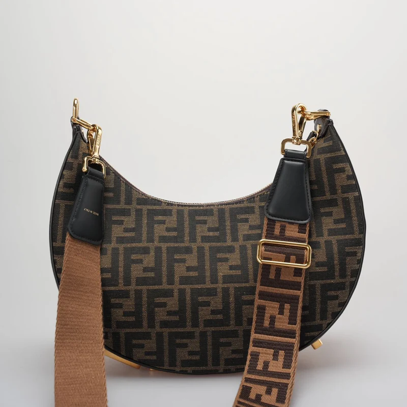 Fendi Graphy Kleine Tasche aus FF-Jacquard-Stoff in Braun