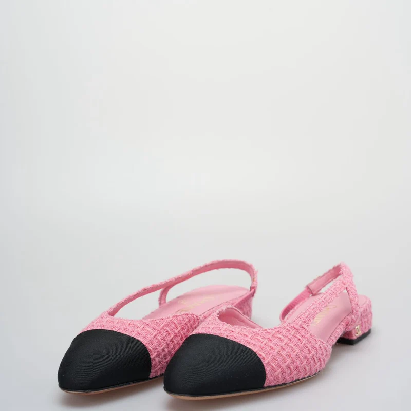 Chanel Tweed Grosgrain Cap Toe CC Slingback Pumps Größe 37.5 in Pink und Schwarz