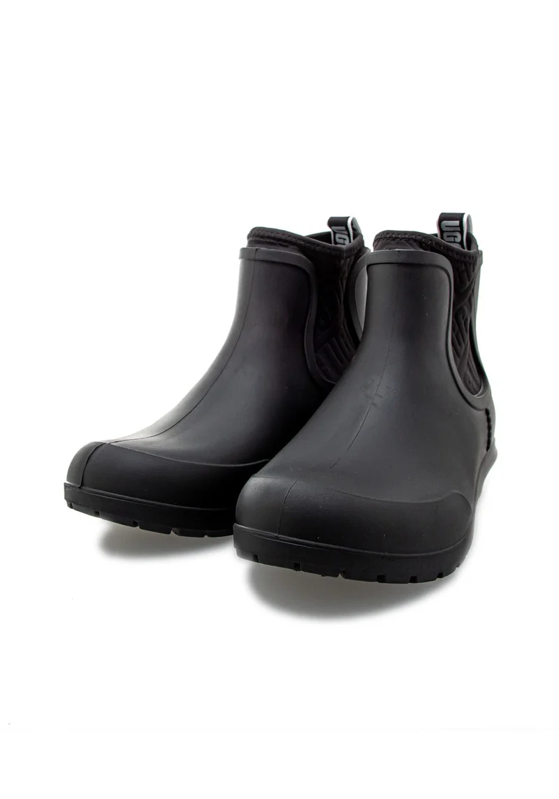 Chevonne black