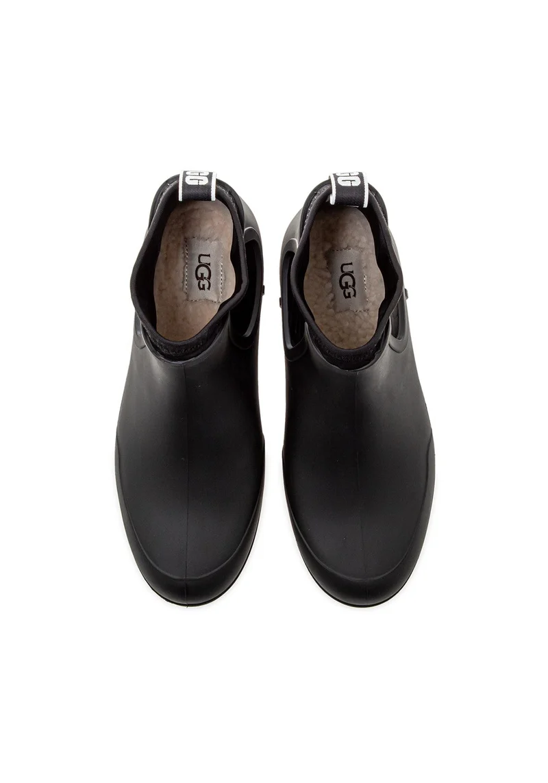 Chevonne black