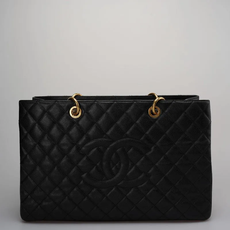 Chanel Große schwarze Grand Shopping XL GST-Einkaufstasche aus Kaviarleder mit goldenen Beschlägen