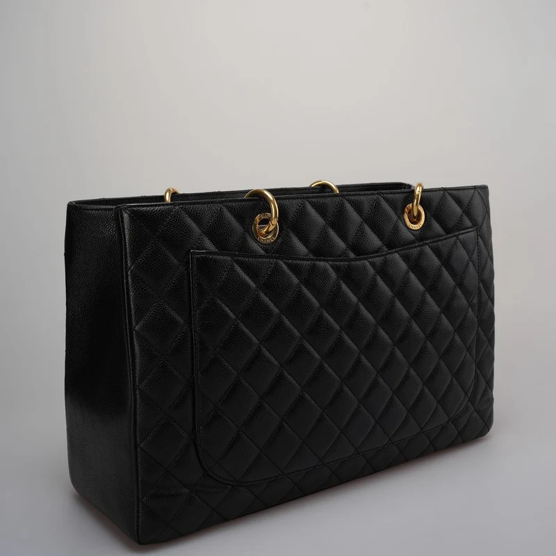Chanel Große schwarze Grand Shopping XL GST-Einkaufstasche aus Kaviarleder mit goldenen Beschlägen