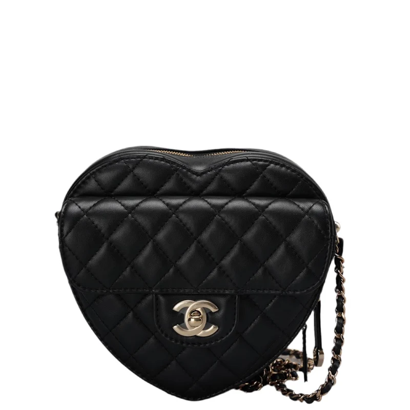 Chanel Große Herztasche aus schwarzem gestepptem Lammleder