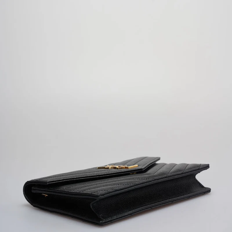 Saint Laurent – ​​Kleines Portemonnaie mit Monogramm auf Kettentasche in Schwarz mit goldfarbenen Metallteilen