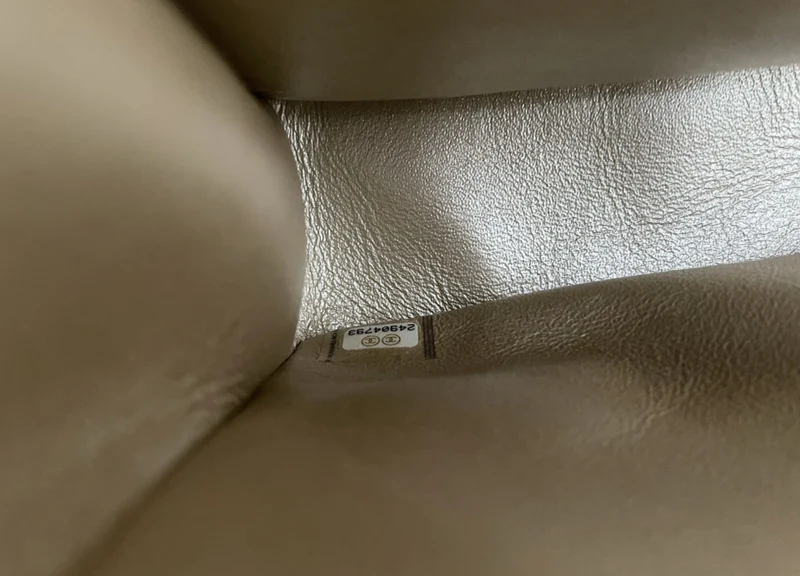 Chanel Rare Raffia Medium Classic