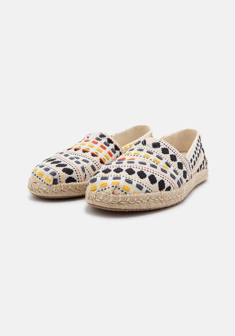 10016244 WM Woven natural multi global