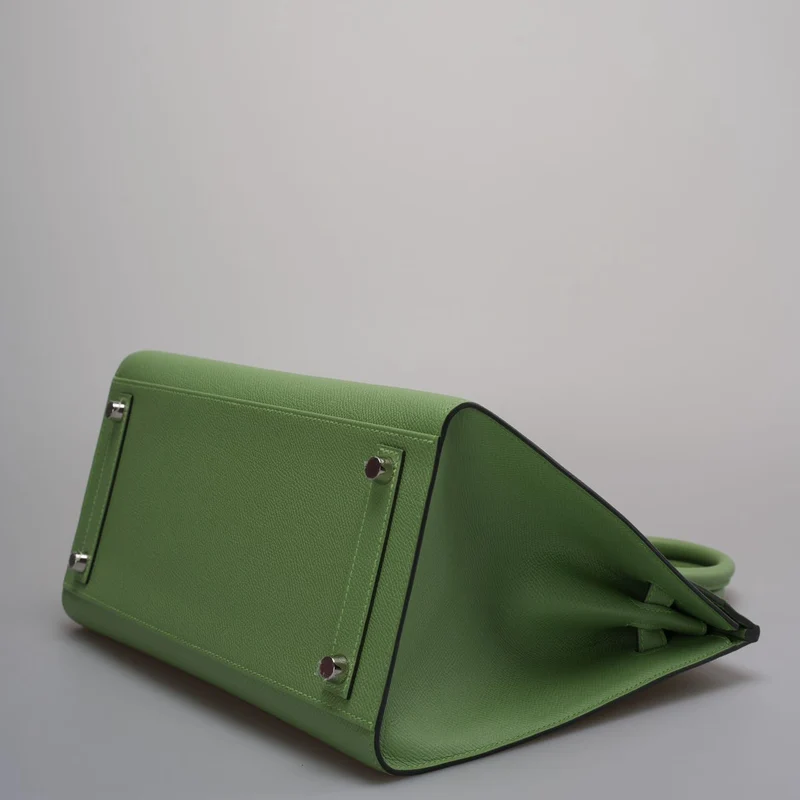 Hermes Birkin 30cm Sellier Tasche aus Epsom-Leder in Vert Avocado-Grün mit Palladium-Hardware