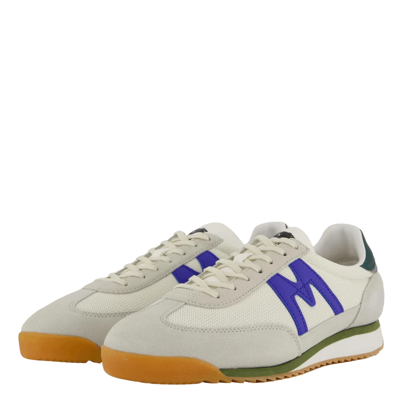 Mestari Foggy Dew / Amparo Blue