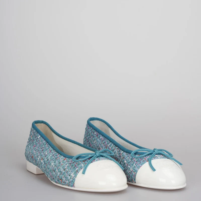 Chanel Blau/Weiß Tweed Kalbsleder Cap Toe Ballerinas Größe 37