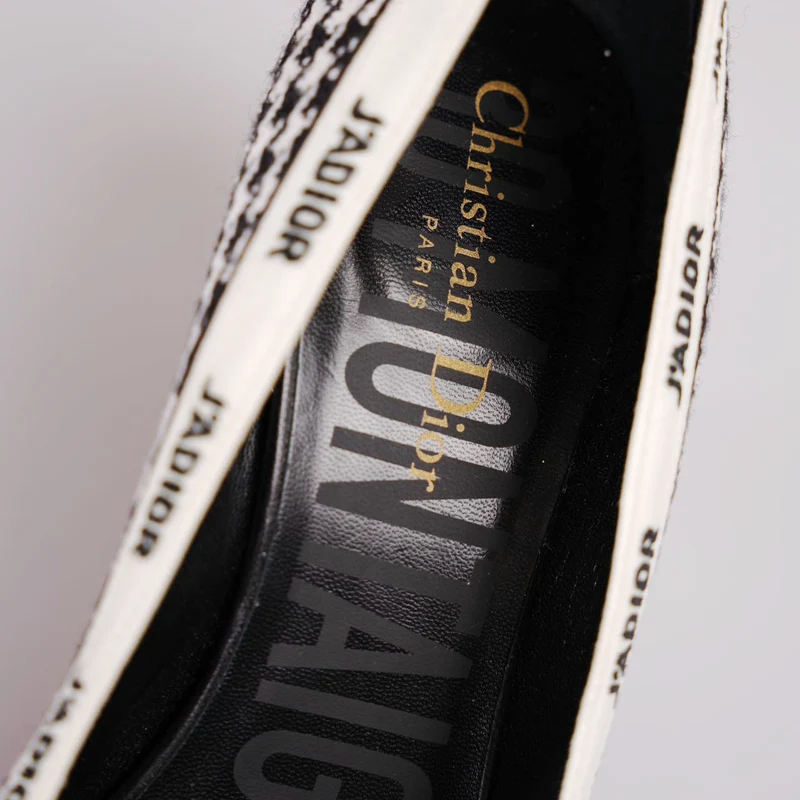 Christian Dior Pumps mit Hahnentrittmuster, 6 cm, 37.5, Schwarz/Weiß
