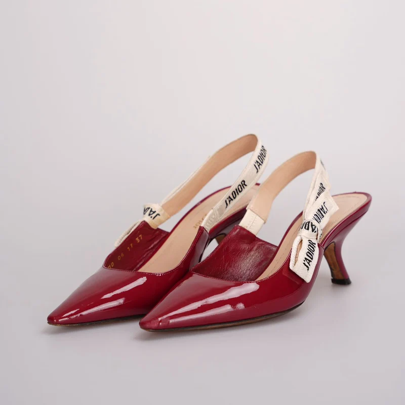 Christian Dior J'adior Slingback-Pumps aus Lackleder, 6 cm, 37D, Burgunderrot