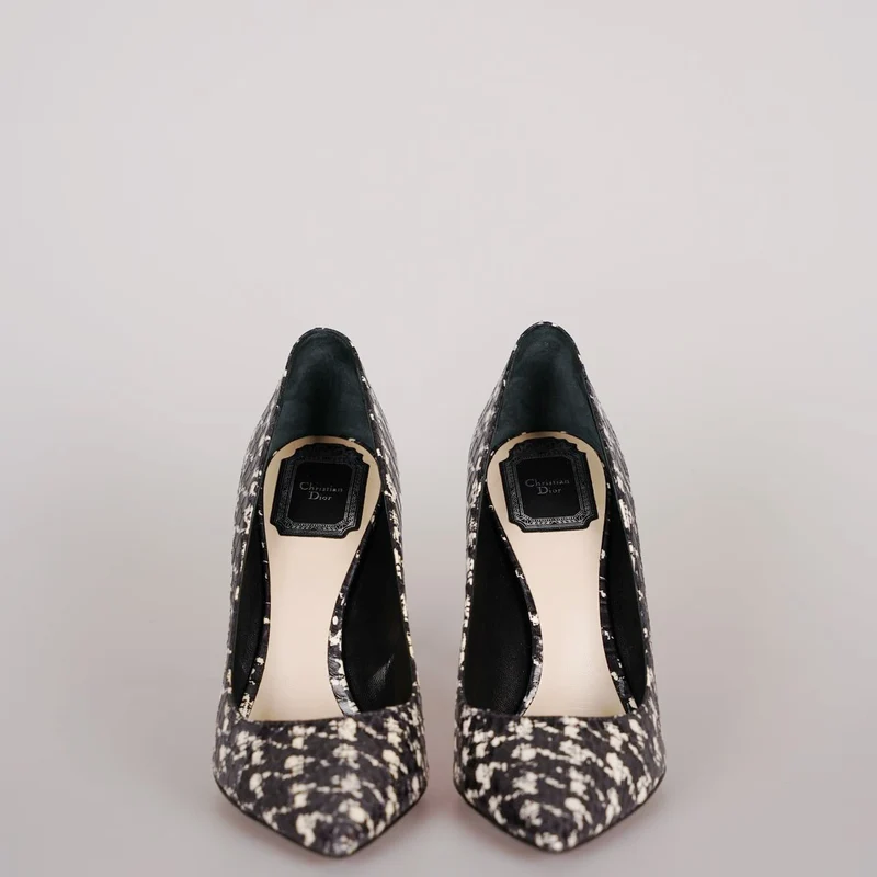 Christian Dior Klassischer Hahnentritt-Stiletto 10 cm Pumps 37 mit beiger Innensohle