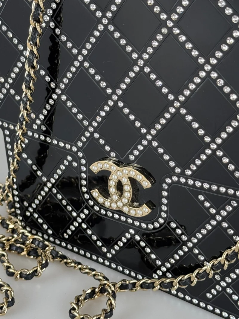 Chanel Runway Schwarze Harz Kristall Perle Abend Clutch Schulterbox Limitierte Auflage