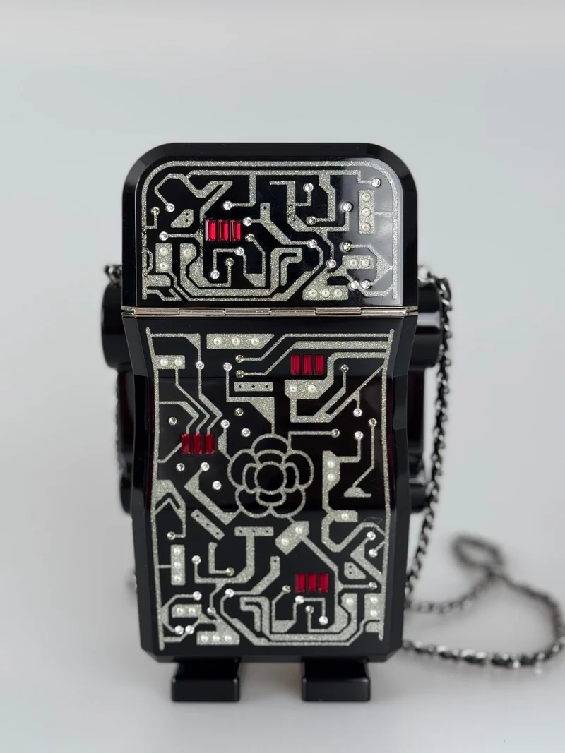 Chanel Plexiglas Kristall Roboter Minaudiere Clutch Schwarz