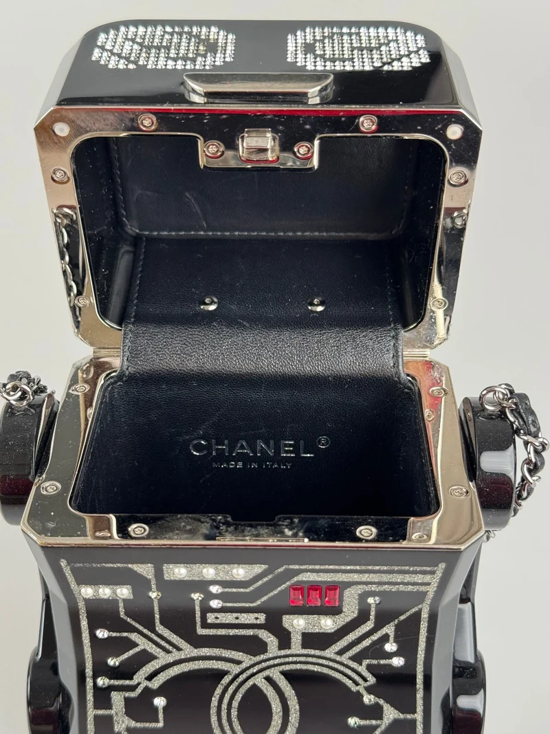 Chanel Plexiglas Kristall Roboter Minaudiere Clutch Schwarz