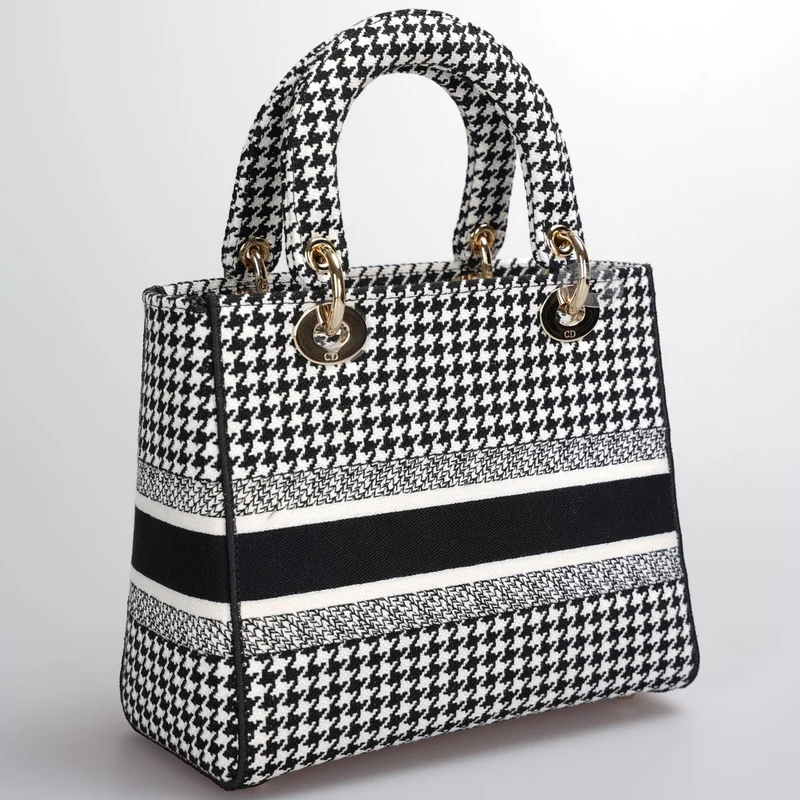 Christian Dior – Mittlere Lady D-Lite-Tasche aus Canvas mit Hahnentrittmuster in Schwarz und Weiß