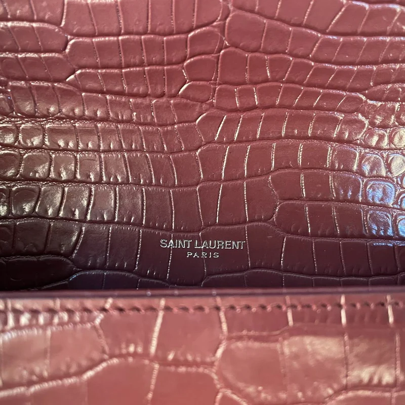 Saint Laurent Kleine klassische Monogram Kate Quaste Satchel Kalbsleder Krokodil geprägt Burgund