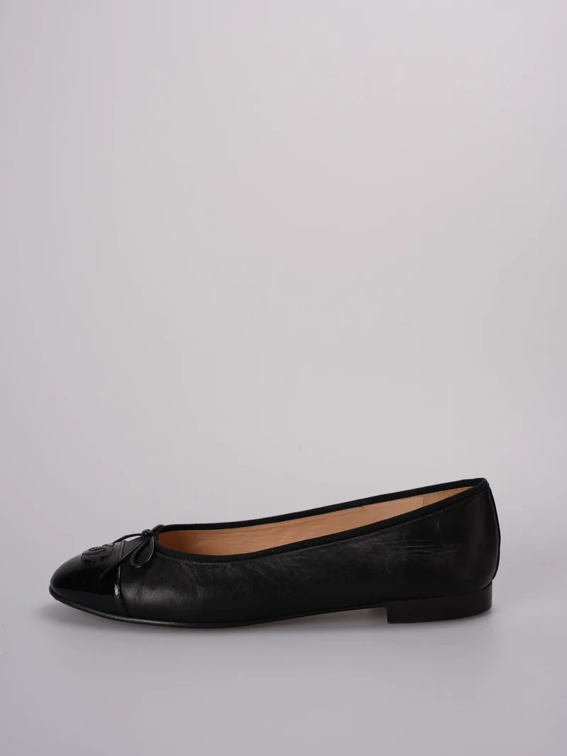 Chanel Ballerinas aus schwarzem Leder, Zehengröße 40