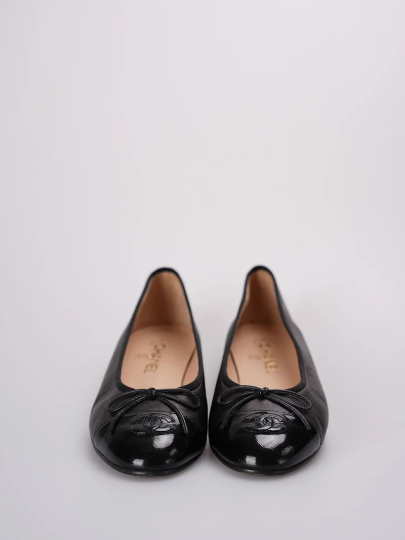 Chanel Ballerinas aus schwarzem Leder, Zehengröße 40