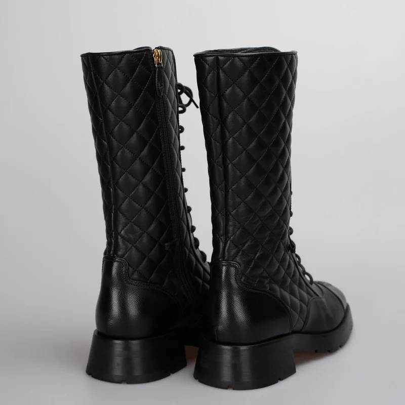 Chanel Interlocking CC Logo Moto Boots Größe 39 ab 2022