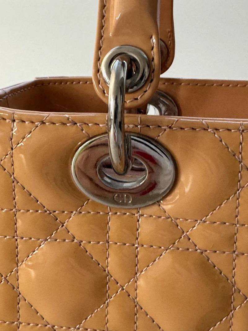 Christian Dior Lady Dior Tasche Mittel Hellbeige
