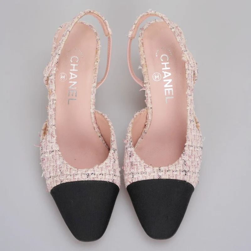 Chanel ineinandergreifende CC-Logo-Tweed-Slingback-Pumps Größe 37.5