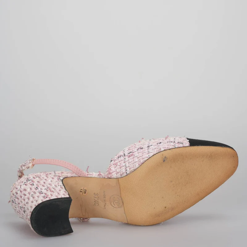 Chanel ineinandergreifende CC-Logo-Tweed-Slingback-Pumps Größe 37.5