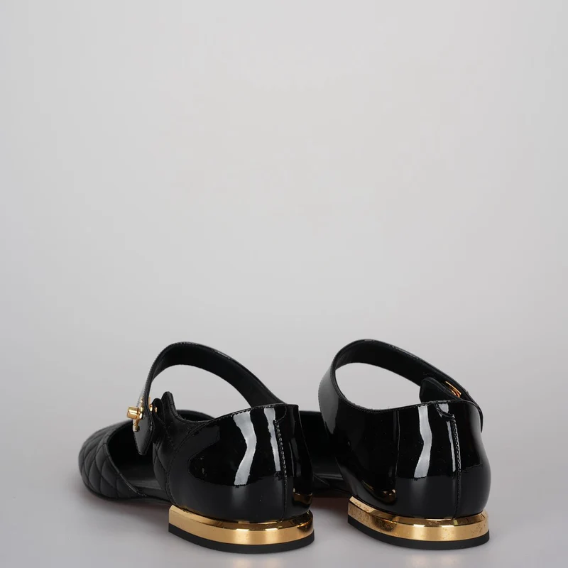 Chanel Mary Jane Flats 36.5 aus schwarzem Lackleder und Leder