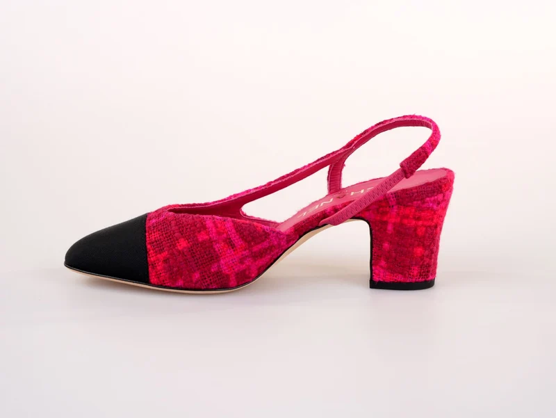 Chanel Pink/Schwarz Tweed und Canvas CC Slingback Pumps Größe 36.5C