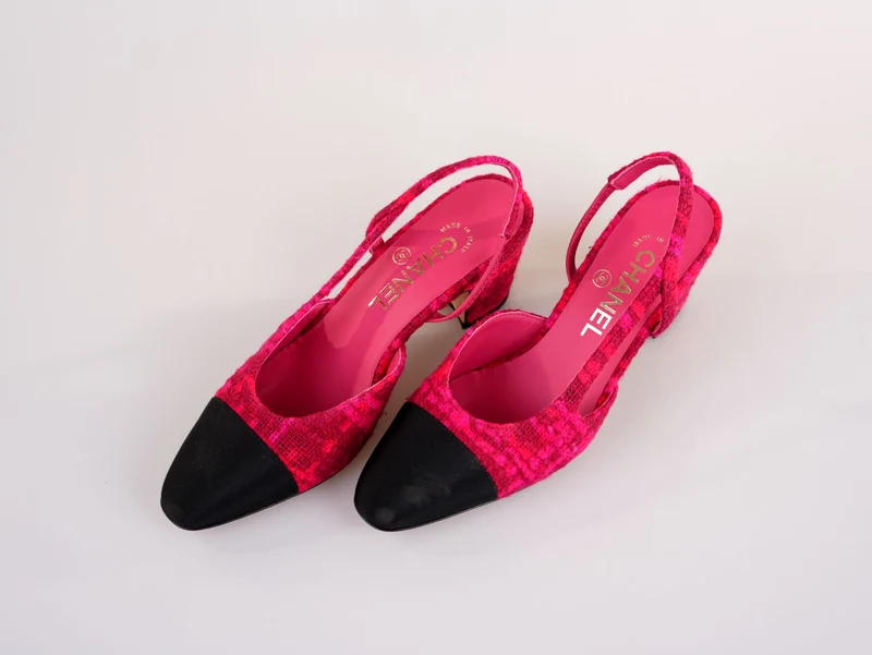 Chanel Pink/Schwarz Tweed und Canvas CC Slingback Pumps Größe 36.5C