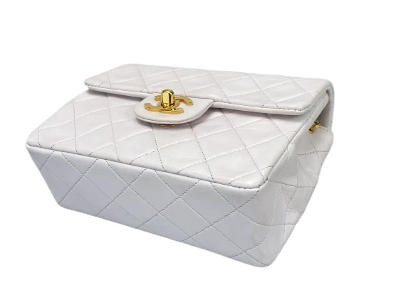 Chanel Vintage Weiße zeitlose Flap Bag Mini Square Gold Hardware