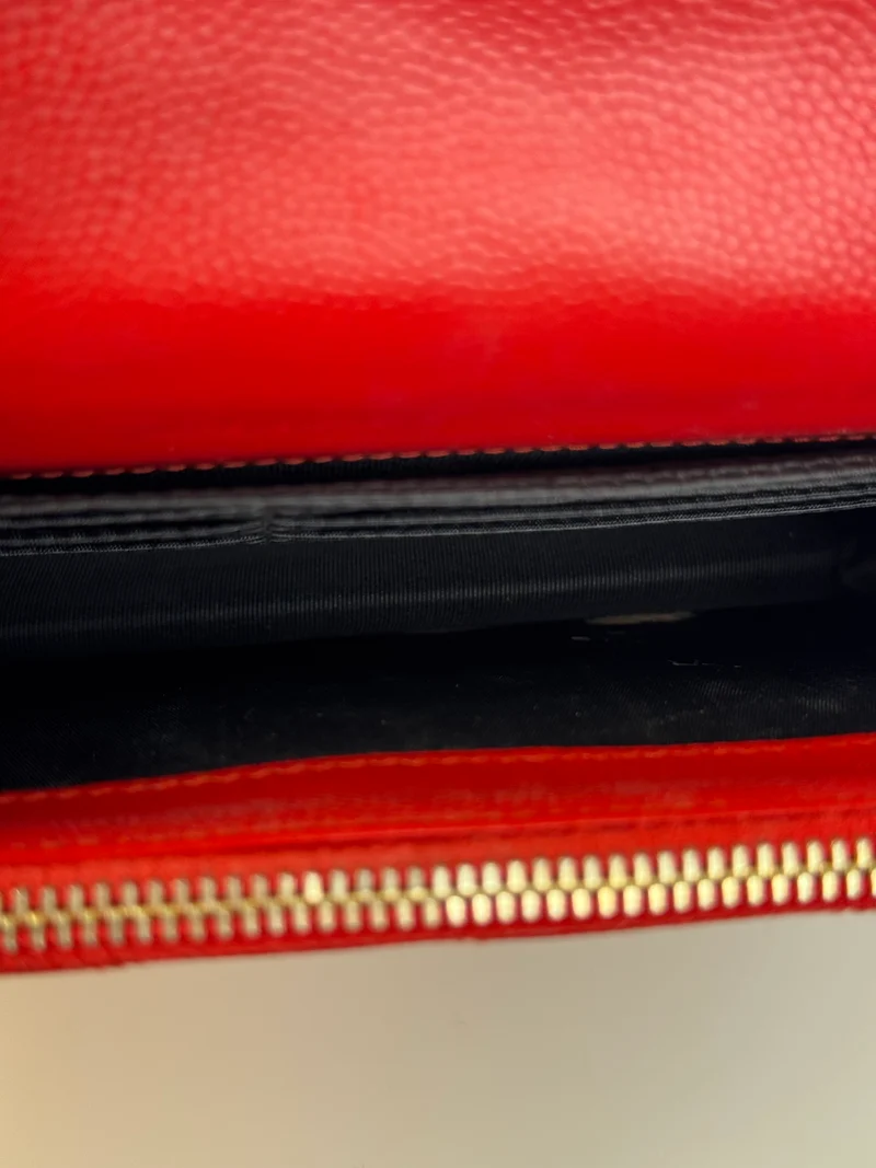 Saint Laurent Cassandre Umschlag Rote Tasche