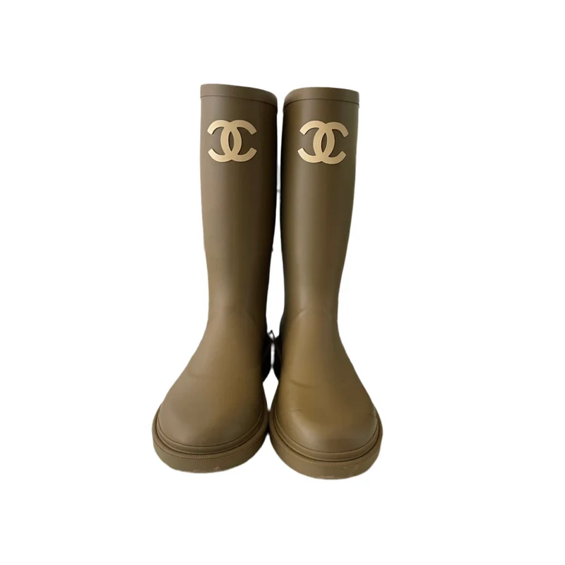 Chanel Regenstiefel