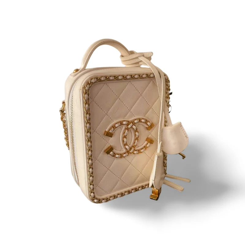 Chanel – Weiße Kosmetiktasche aus Lammleder