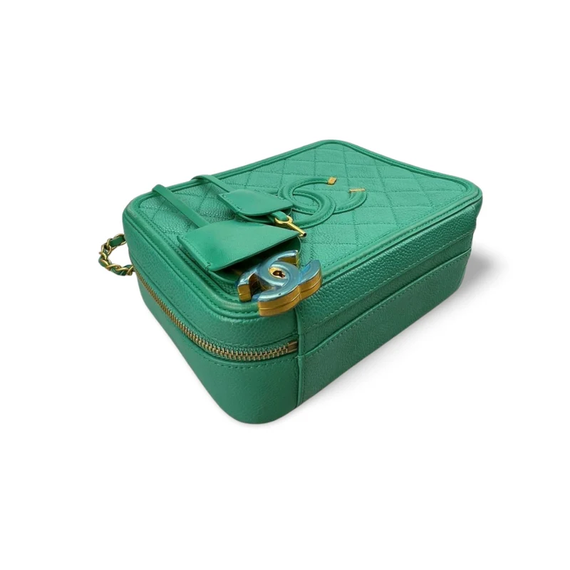 Chanel Vanity Case Tasche aus Kaviarleder mit gebürsteten Goldbeschlägen, Mintgrün, Medium