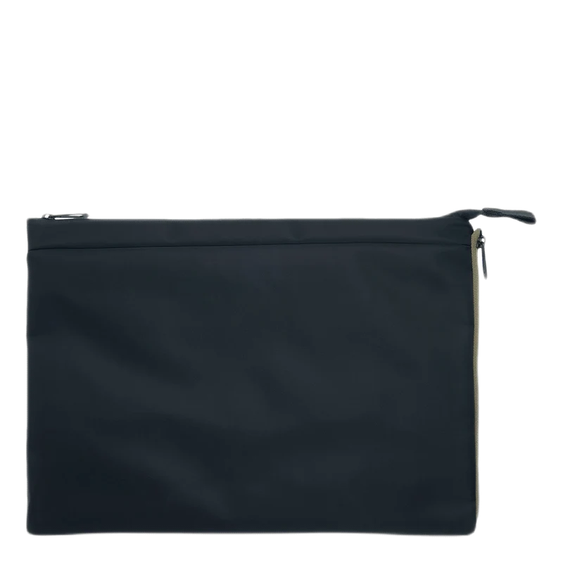 Zaan Black