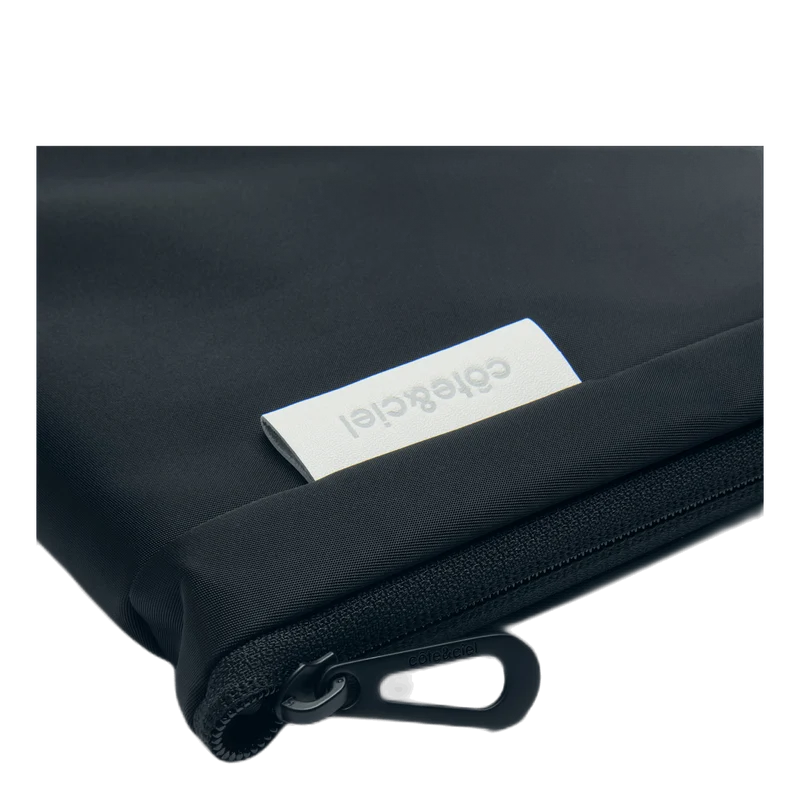 Zaan Black