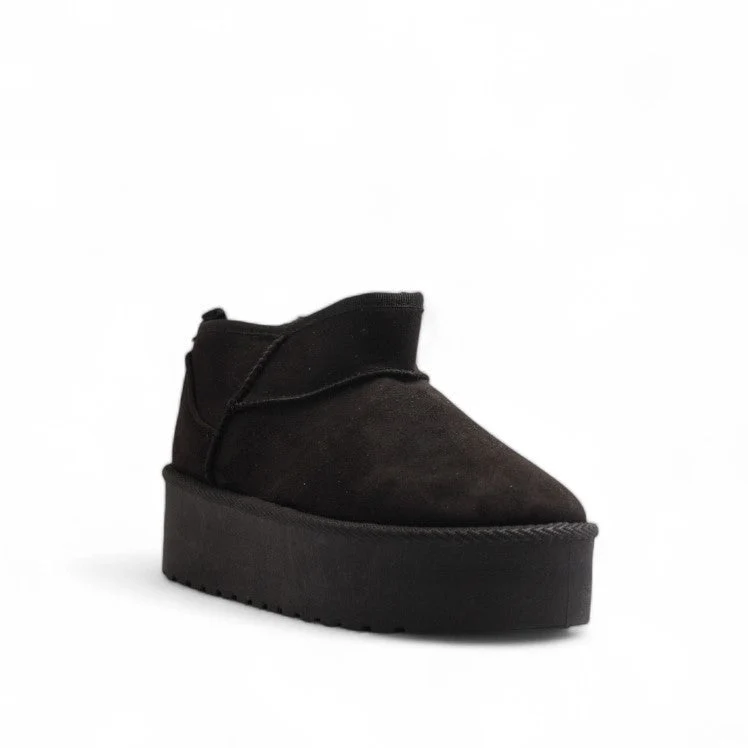 Europeon Union Women Black Chamois Half Boot #3269